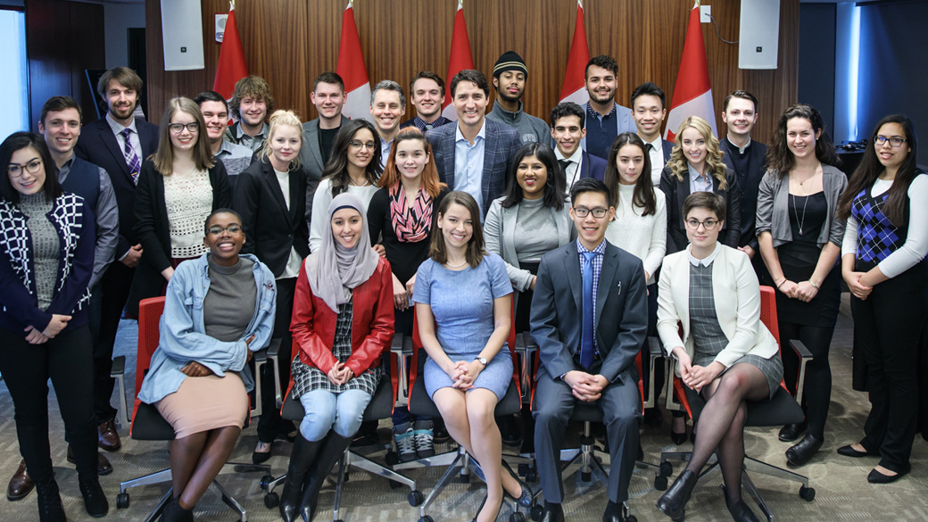 Prime Minister Justin Trudeau and members of the Youth Council