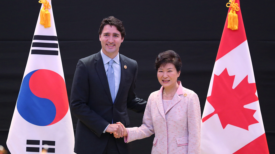 Prime Minister Justin Trudeau meets with President Park Geun-Hye of South Korea Prime Minister Justin Trudeau meets with President Park Geun-Hye of South Korea
