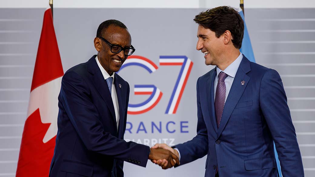 Prime Minister Justin Trudeau meets with the President of Rwanda, Paul Kagame