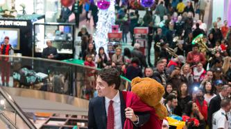 Photo number 2 from the photo gallery Prime Minister Justin Trudeau and Tom Brown donate toys to Toy Mountain in Toronto
