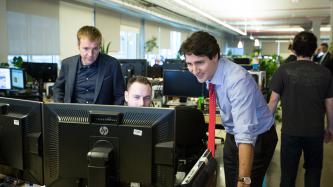 Photo number 3 from the photo gallery Prime Minister Justin Trudeau tours the Ubisoft office in Montreal