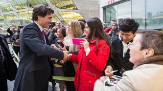 Photo number 2 from the photo gallery Prime Minister Justin Trudeau meets with Surrey Mayor Linda Hepner