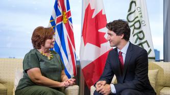 Photo number 1 from the photo gallery Prime Minister Justin Trudeau meets with Surrey Mayor Linda Hepner