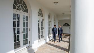 Photo number 5 from the photo gallery Prime Minister Trudeau and President Obama meet in the Oval Office of the White House
