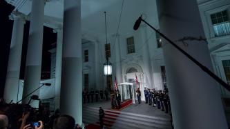 Photo numéro 2 de la galerie de photos Le premier ministre Trudeau et Mme Grégoire Trudeau prennent part à un souper officiel à la Maison-Blanche