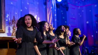 Photo numéro 20 de la galerie de photos Le premier ministre Trudeau et Mme Grégoire Trudeau prennent part à un souper officiel à la Maison-Blanche
