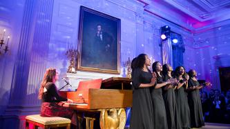 Photo numéro 21 de la galerie de photos Le premier ministre Trudeau et Mme Grégoire Trudeau prennent part à un souper officiel à la Maison-Blanche