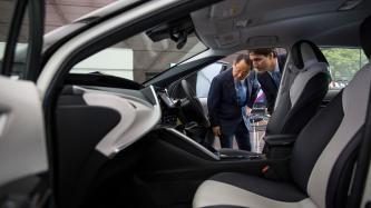 Photo number 2 from the photo gallery Prime Minister Justin Trudeau meets with Mr. Akio Toyoda, President and Chief Executive Officer of the Toyota Motor Corporation