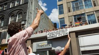 Photo number 4 from the photo gallery Prime Minister Justin Trudeau participates in the Toronto Pride Parade