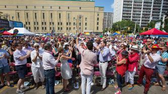 Photo number 15 from the photo gallery Prime Minister Justin Trudeau participates in the Toronto Pride Parade