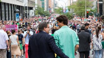 Photo number 5 from the photo gallery Prime Minister Justin Trudeau participates in the Montréal Pride Parade