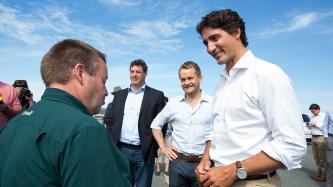 Photo number 6 from the photo gallery Prime Minister Justin Trudeau, MP Seamus O'Regan and MP Nick Whalen meet constituents and tourists at Signal Hill in St. John's