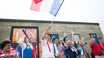 Photo number 1 from the photo gallery Prime Minister Justin Trudeau, Minister Mélanie Joly and MP Serge Cormier take part in the Grand Tintamarre de Caraquet