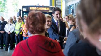 Photo numéro 5 de la galerie de photos Le premier ministre Justin Trudeau et la première ministre Kathleen Wynne font une annonce au sujet de l’infrastructure à Barrie, en Ontario