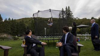 Photo number 2 from the photo gallery Prime Minister Justin Trudeau and Sophie Grégoire Trudeau welcome Premier Li Keqiang and Mrs. Cheng Hong to Harrington Lake