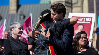 Photo number 5 from the photo gallery Prime Minister Justin Trudeau attends a vigil for the families of Sisters in Spirit on Parliament Hill