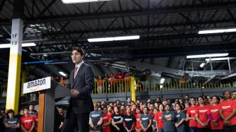 Photo number 3 from the photo gallery Prime Minister Justin Trudeau visits the new Amazon Fulfillment Centre in Brampton, Ontario
