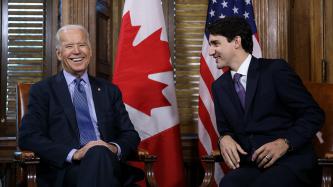 Photo numéro 3 de la galerie de photos Le premier ministre Justin Trudeau accueille le vice-président américain, Joe Biden, au Parlement du Canada