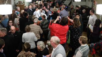 Photo number 5 from the photo gallery Prime Minister Justin Trudeau visits Ellena’s Cafe in Napanee, Ontario