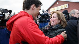 Photo number 1 from the photo gallery Prime Minister Justin Trudeau visits the Rhino’s Roadhouse restaurant in Bewdley, Ontario