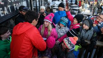 Photo number 4 from the photo gallery Prime Minister Justin Trudeau visits the Rhino’s Roadhouse restaurant in Bewdley, Ontario
