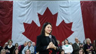 Photo number 2 from the photo gallery Prime Minister Justin Trudeau participates in a town hall Q&A in Peterborough, Ontario