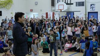 Photo numéro 10 de la galerie de photos Le premier ministre Justin Trudeau rencontre les étudiants de l’école Robert H. Smith à Winnipeg, au Manitoba