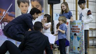 Photo numéro 15 de la galerie de photos Le premier ministre Justin Trudeau rencontre les étudiants de l’école Robert H. Smith à Winnipeg, au Manitoba