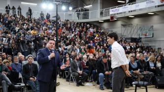 Photo number 5 from the photo gallery Prime Minister Justin Trudeau participates in a town hall Q&A in Winnipeg, Manitoba