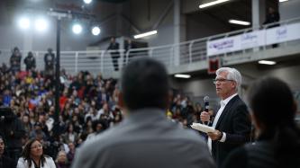 Photo number 7 from the photo gallery Prime Minister Justin Trudeau participates in a town hall Q&A in Winnipeg, Manitoba