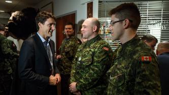 Prime Minister Justin Trudeau meets with members of the Canadian Armed ...