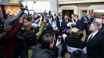 Photo numéro 2 de la galerie de photos Le premier ministre Justin Trudeau rencontre la mairesse Linda Jeffrey, à Brampton