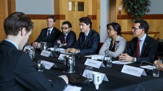 Photo number 5 from the photo gallery Prime Minister Justin Trudeau meets with Mayor Bonnie Crombie in Mississauga, Ontario