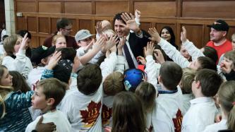 Photo number 5 from the photo gallery Prime Minister Justin Trudeau meets with students from the Toronto Children's Breakfast Club while they visit Parliament Hill