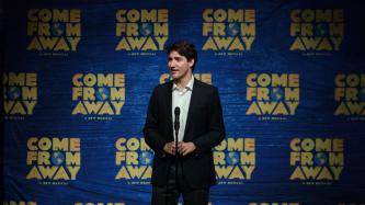 Photo number 1 from the photo gallery Prime Minister Justin Trudeau and Sophie Grégoire Trudeau attend Come From Away on Broadway