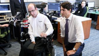 Photo number 3 from the photo gallery Prime Minister Justin Trudeau visits Kinova Robotics in Boisbriand, Quebec