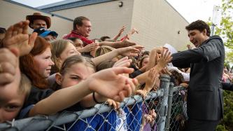 Photo number 9 from the photo gallery Prime Minister Justin Trudeau meets families and staff at the Don Christian Recreation Centre in Surrey, British Columbia