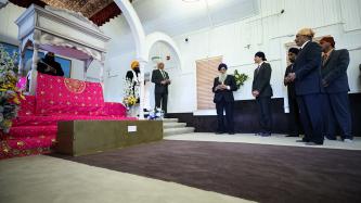 Photo number 5 from the photo gallery Prime Minister Justin Trudeau visits the Gur Sikh Temple in Abbotsford, British Columbia