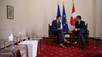 Photo number 3 from the photo gallery Prime Minister Justin Trudeau meets with Emmanuel Macron, President of France, during the G7 in Taormina, Italy