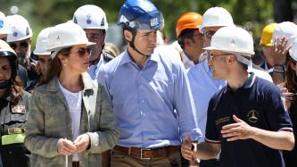 Photo number 1 from the photo gallery Prime Minister Justin Trudeau and Sophie Grégoire Trudeau speak with residents of Amatrice, a town damaged by recent earthquakes in Italy