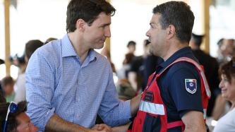 Photo number 6 from the photo gallery Prime Minister Justin Trudeau and Sophie Grégoire Trudeau speak with residents of Amatrice, a town damaged by recent earthquakes in Italy