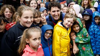 Photo number 5 from the photo gallery Prime Minister Justin Trudeau kayaks with Minister Catherine McKenna in Niagara-on-the-Lake, Ontario