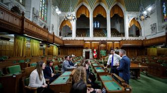 Photo number 2 from the photo gallery Prime Minister Justin Trudeau speaks with members of MP Peter Schiefke's Youth Council in the House of Commons