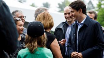 Photo numéro 8 de la galerie de photos Le premier ministre Justin Trudeau, le ministre Jean-Yves Duclos et le député Joël Lightbound participent aux célébrations de la Saint-Jean à Boischatel, au Québec