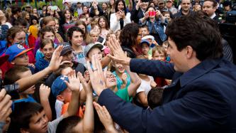 Photo number 4 from the photo gallery Prime Minister Justin Trudeau and Minister François-Philippe Champagne take part in Saint-Jean celebrations in Sainte-Anne-de-la-Pérade and Saint-Louis-de-France, Quebec