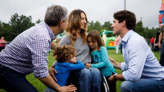 Photo number 9 from the photo gallery Prime Minister Justin Trudeau and Minister François-Philippe Champagne take part in Saint-Jean celebrations in Sainte-Anne-de-la-Pérade and Saint-Louis-de-France, Quebec