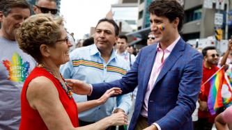 Photo numéro 11 de la galerie de photos Le premier ministre Justin Trudeau, Sophie Grégoire Trudeau et les enfants participent au Défilé de la fierté de Toronto