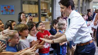 Photo number 2 from the photo gallery Prime Minister Justin Trudeau speaks with students at Berrigan Elementary School in Ottawa to celebrate Canadian Multiculturalism Day