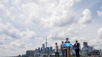 Photo number 1 from the photo gallery Prime Minister Justin Trudeau takes part in an announcement regarding the development of Toronto's Port Lands