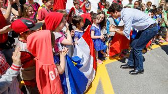 Photo number 1 from the photo gallery Prime Minister Justin Trudeau visits with athletes competing in the 38e Finale des Jeux de l’Acadie in Fredericton
